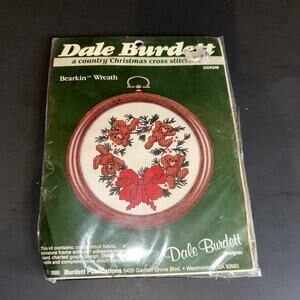 Dale Burdette Crosstitch Kit Christmas Bear Bearkin Wreath Miniature Frame 1986